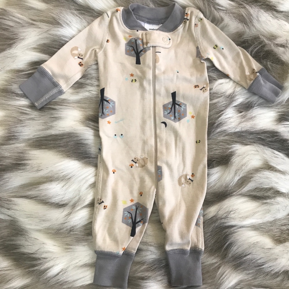 Hanna Andersson NB zipper sleeper